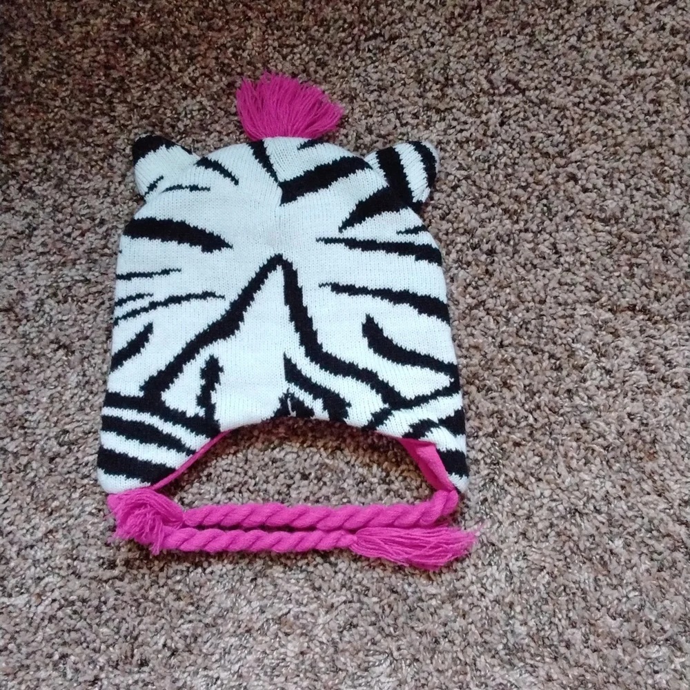 Beanie - Picture 2 of 4